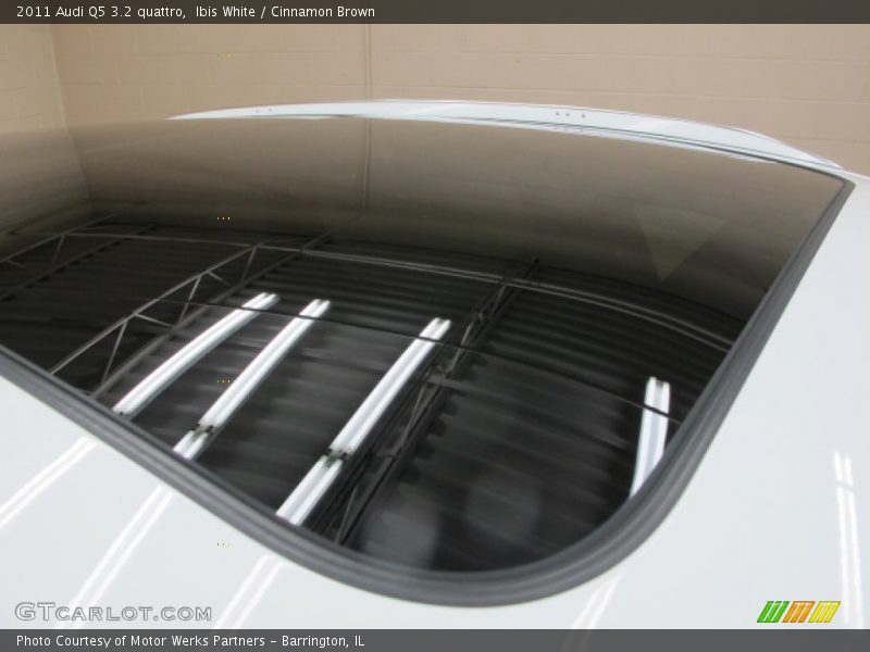 Ibis White / Cinnamon Brown 2011 Audi Q5 3.2 quattro