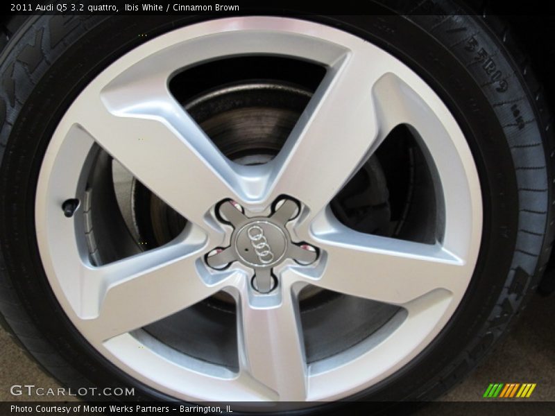 Ibis White / Cinnamon Brown 2011 Audi Q5 3.2 quattro