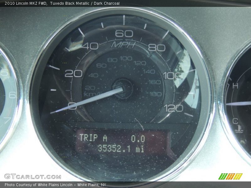Tuxedo Black Metallic / Dark Charcoal 2010 Lincoln MKZ FWD