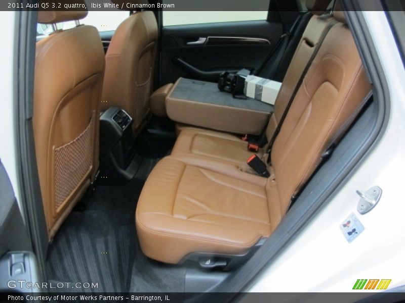 Ibis White / Cinnamon Brown 2011 Audi Q5 3.2 quattro