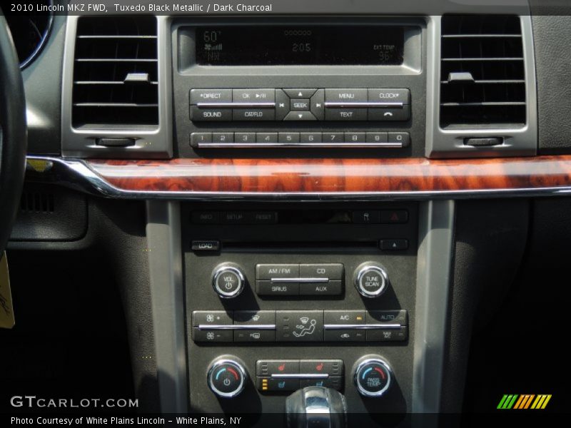 Tuxedo Black Metallic / Dark Charcoal 2010 Lincoln MKZ FWD