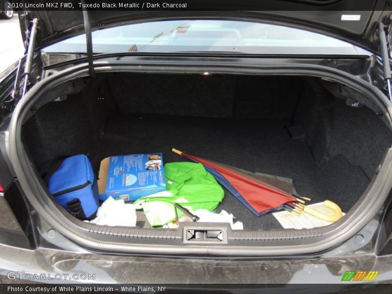 Tuxedo Black Metallic / Dark Charcoal 2010 Lincoln MKZ FWD