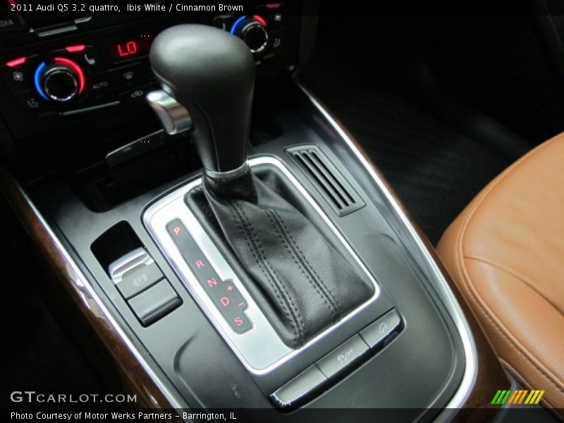 Ibis White / Cinnamon Brown 2011 Audi Q5 3.2 quattro