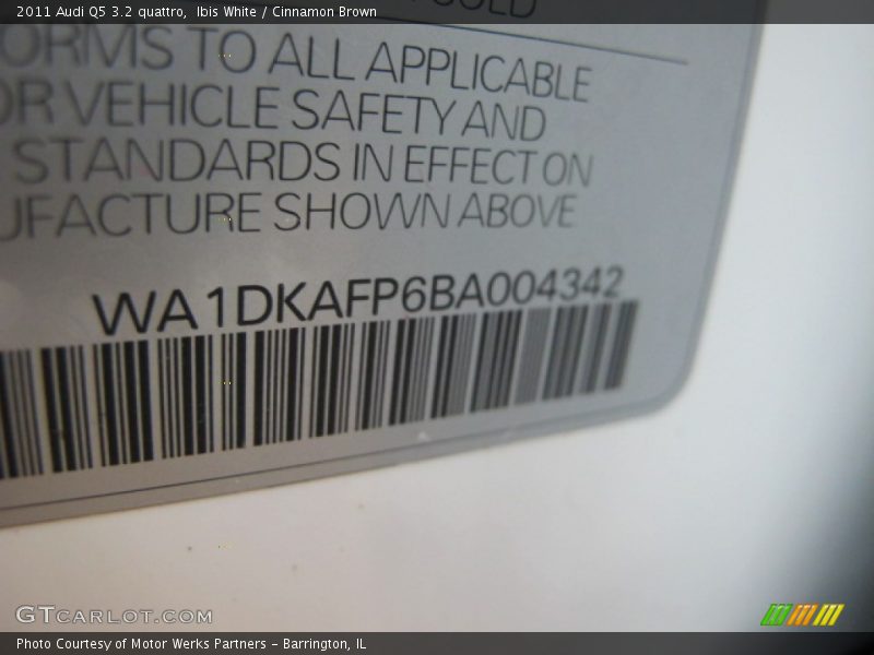 Ibis White / Cinnamon Brown 2011 Audi Q5 3.2 quattro