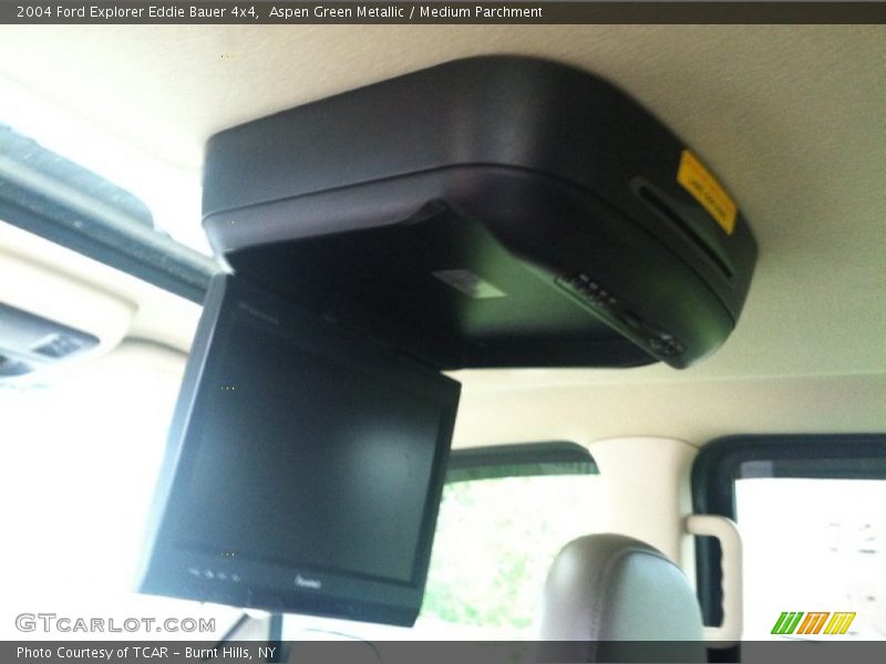 Aspen Green Metallic / Medium Parchment 2004 Ford Explorer Eddie Bauer 4x4