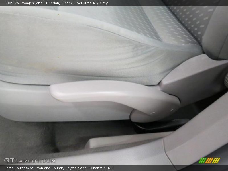 Reflex Silver Metallic / Grey 2005 Volkswagen Jetta GL Sedan