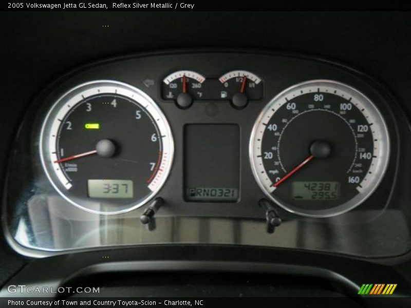 Reflex Silver Metallic / Grey 2005 Volkswagen Jetta GL Sedan