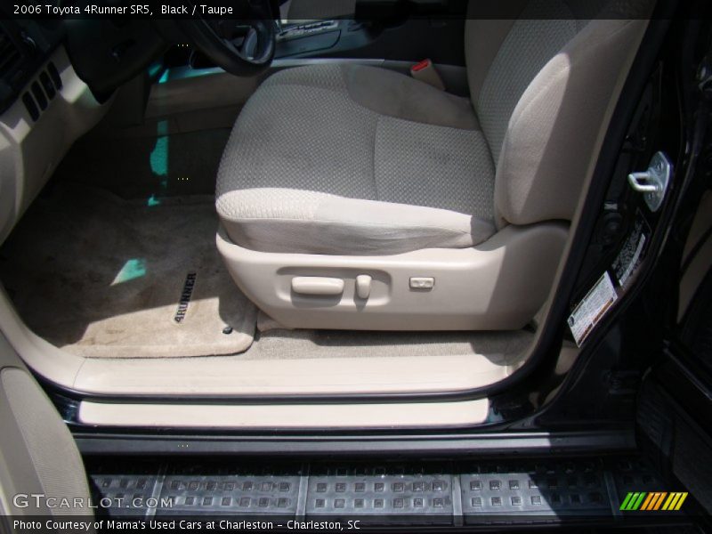 Black / Taupe 2006 Toyota 4Runner SR5