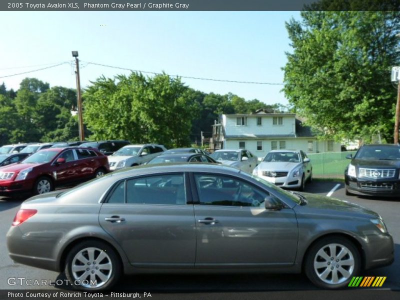 Phantom Gray Pearl / Graphite Gray 2005 Toyota Avalon XLS