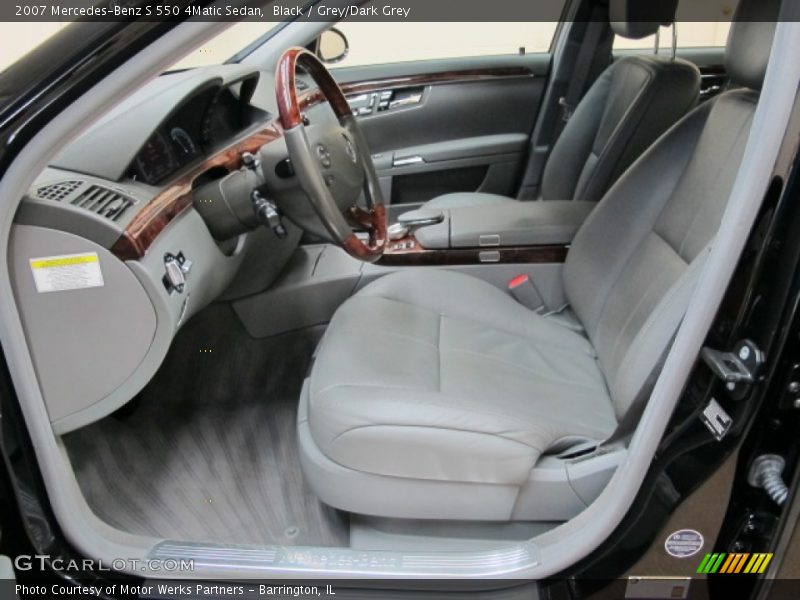 Black / Grey/Dark Grey 2007 Mercedes-Benz S 550 4Matic Sedan