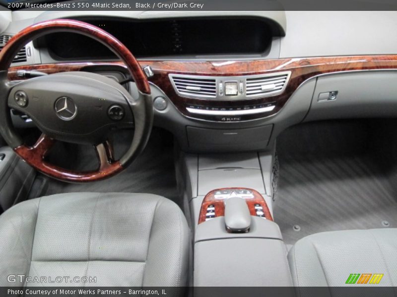 Black / Grey/Dark Grey 2007 Mercedes-Benz S 550 4Matic Sedan