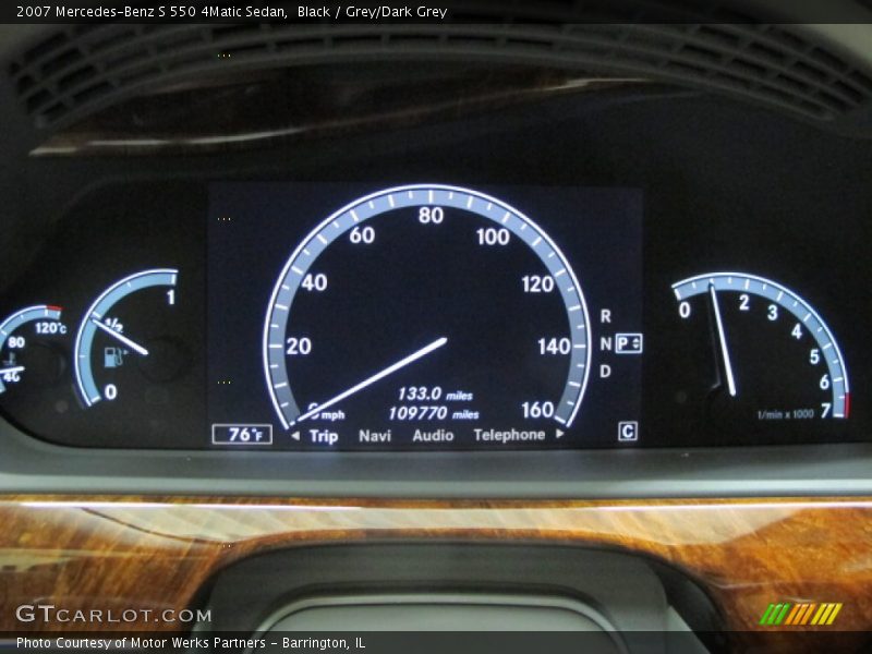 Black / Grey/Dark Grey 2007 Mercedes-Benz S 550 4Matic Sedan