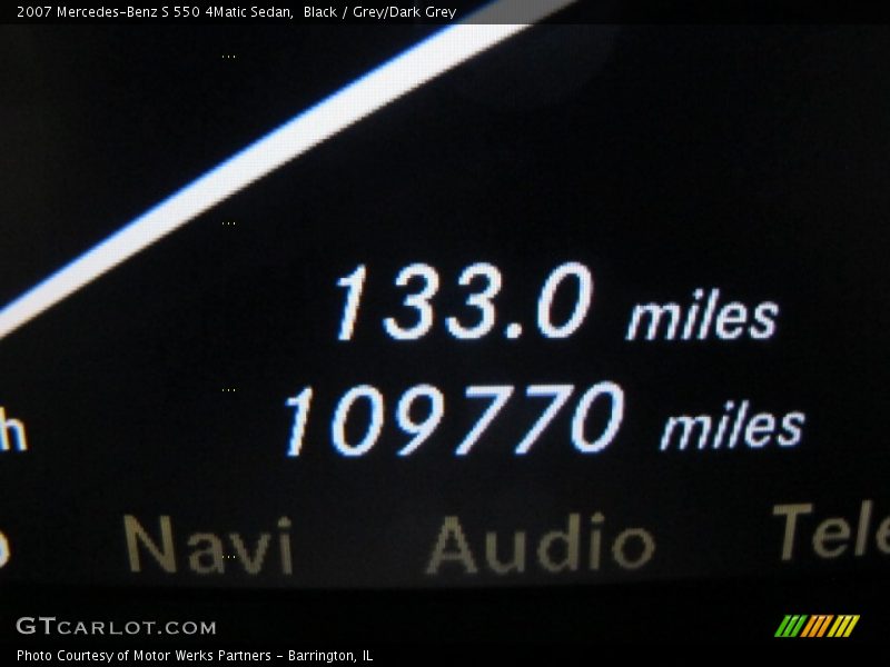 Black / Grey/Dark Grey 2007 Mercedes-Benz S 550 4Matic Sedan