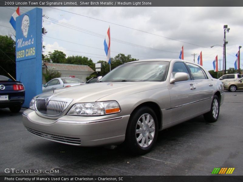 Silver Birch Metallic / Medium Light Stone 2009 Lincoln Town Car Signature Limited