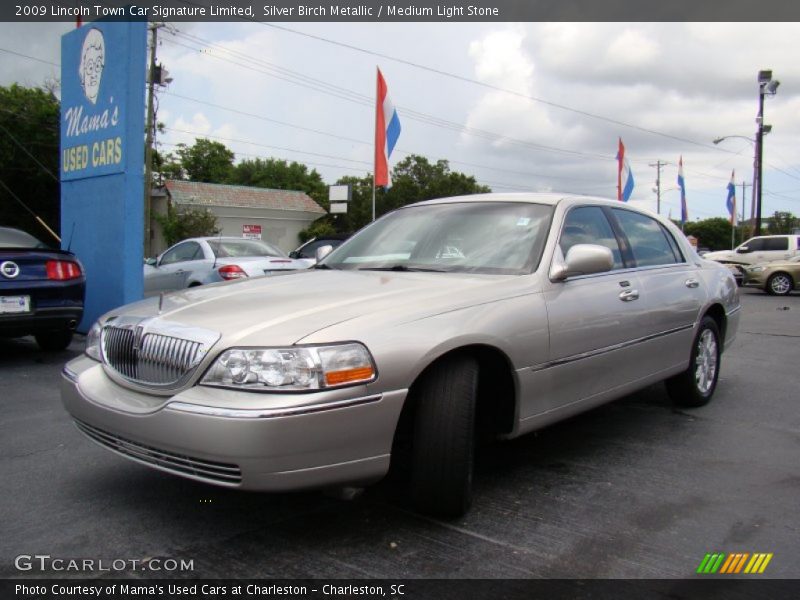 Silver Birch Metallic / Medium Light Stone 2009 Lincoln Town Car Signature Limited