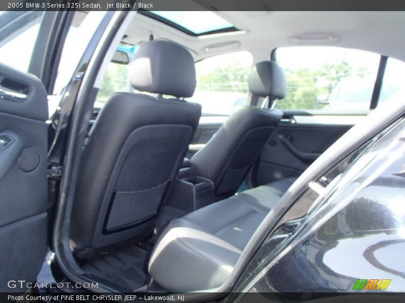 Jet Black / Black 2005 BMW 3 Series 325i Sedan