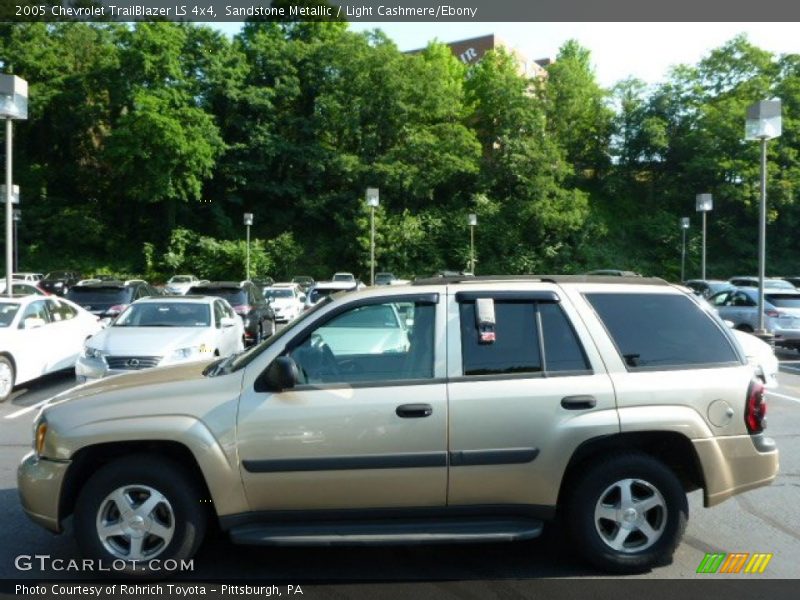 Sandstone Metallic / Light Cashmere/Ebony 2005 Chevrolet TrailBlazer LS 4x4