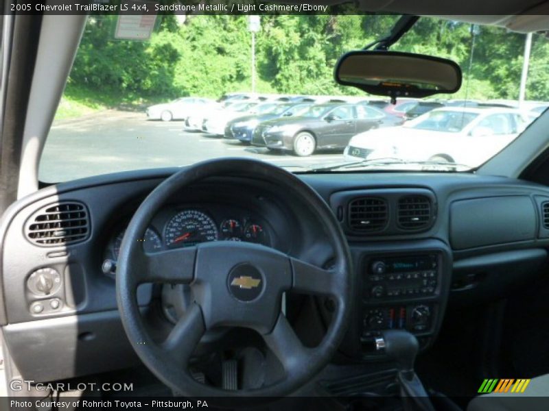 Sandstone Metallic / Light Cashmere/Ebony 2005 Chevrolet TrailBlazer LS 4x4