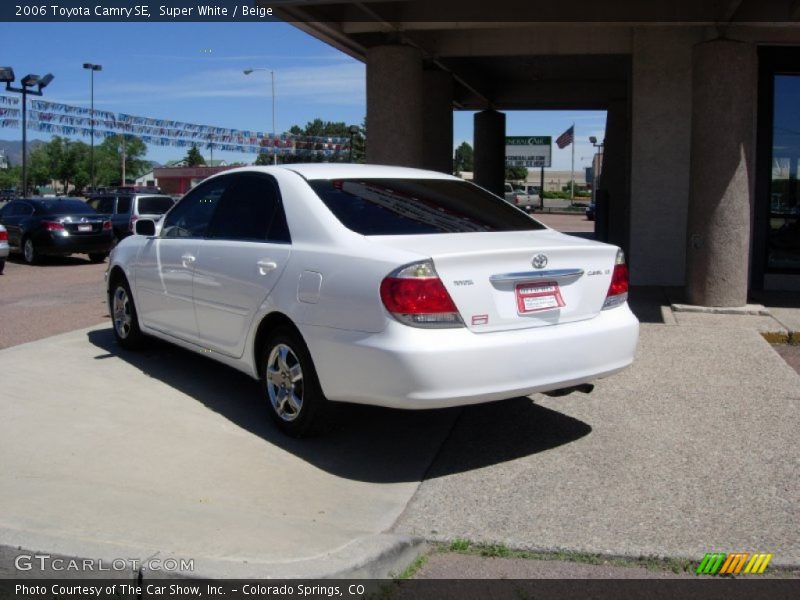 Super White / Beige 2006 Toyota Camry SE