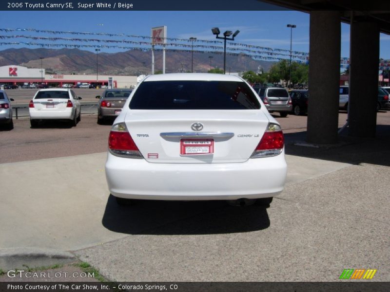 Super White / Beige 2006 Toyota Camry SE