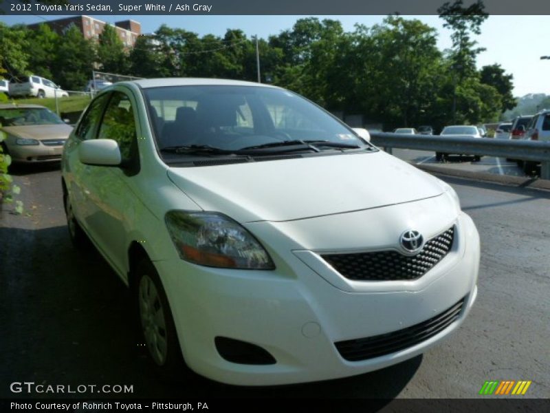 Super White / Ash Gray 2012 Toyota Yaris Sedan