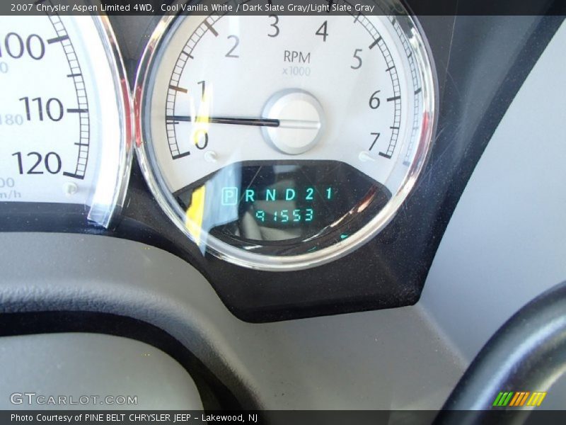 Cool Vanilla White / Dark Slate Gray/Light Slate Gray 2007 Chrysler Aspen Limited 4WD