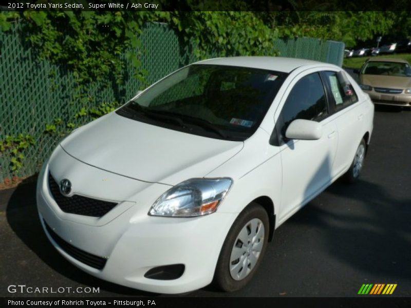 Super White / Ash Gray 2012 Toyota Yaris Sedan