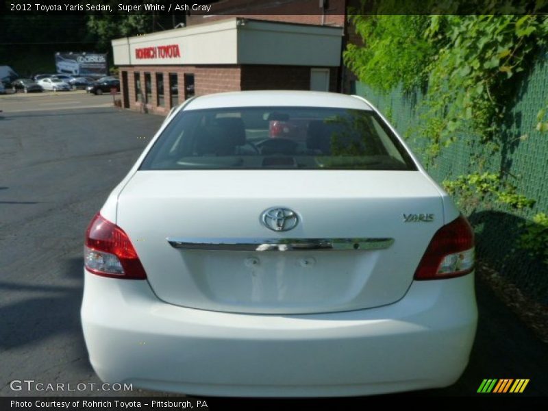 Super White / Ash Gray 2012 Toyota Yaris Sedan