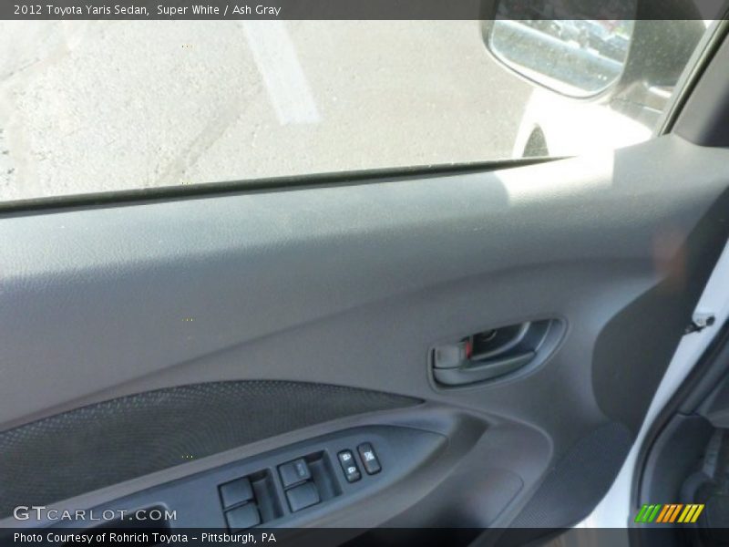 Super White / Ash Gray 2012 Toyota Yaris Sedan