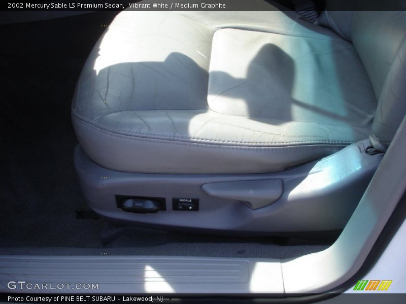 Vibrant White / Medium Graphite 2002 Mercury Sable LS Premium Sedan