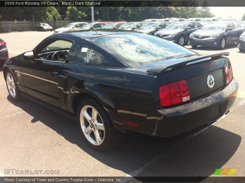 Black / Dark Charcoal 2009 Ford Mustang V6 Coupe