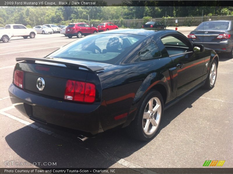 Black / Dark Charcoal 2009 Ford Mustang V6 Coupe