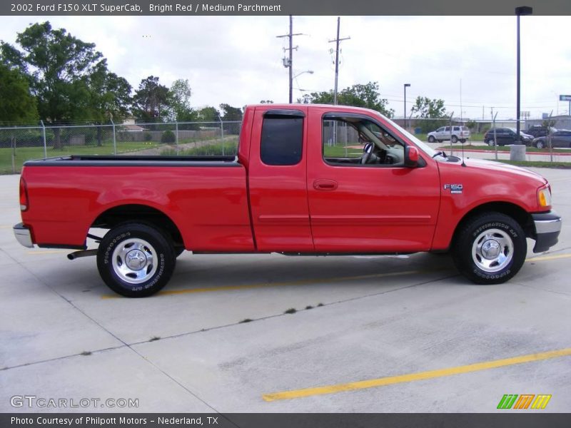 Bright Red / Medium Parchment 2002 Ford F150 XLT SuperCab