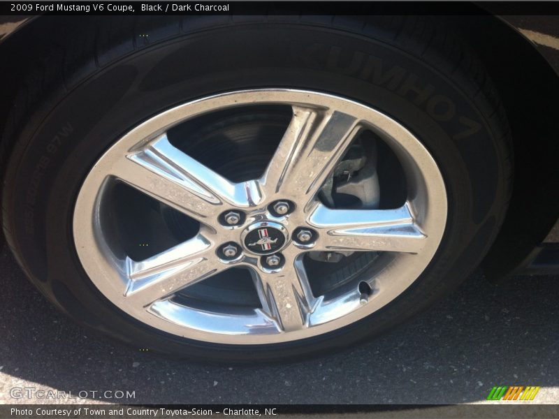 Black / Dark Charcoal 2009 Ford Mustang V6 Coupe