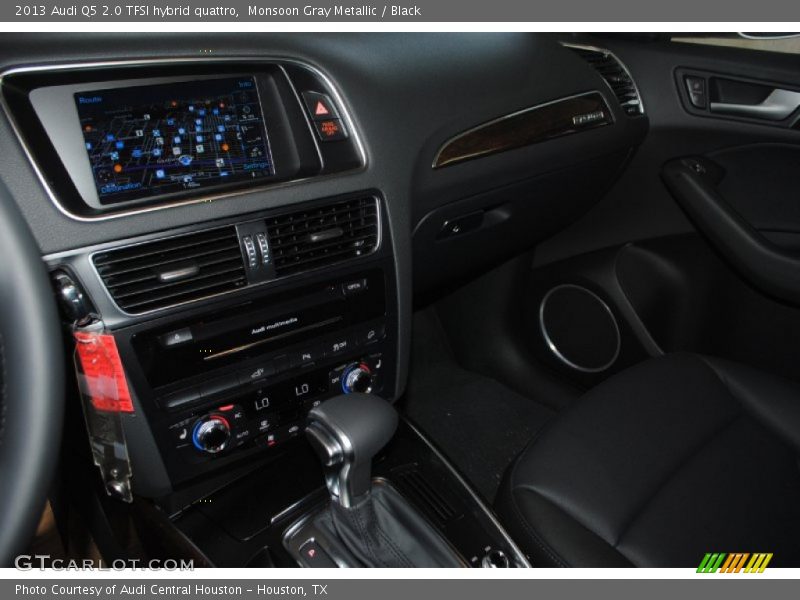 Monsoon Gray Metallic / Black 2013 Audi Q5 2.0 TFSI hybrid quattro