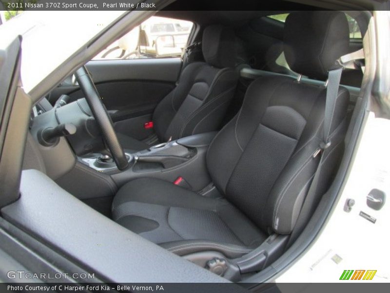 Pearl White / Black 2011 Nissan 370Z Sport Coupe