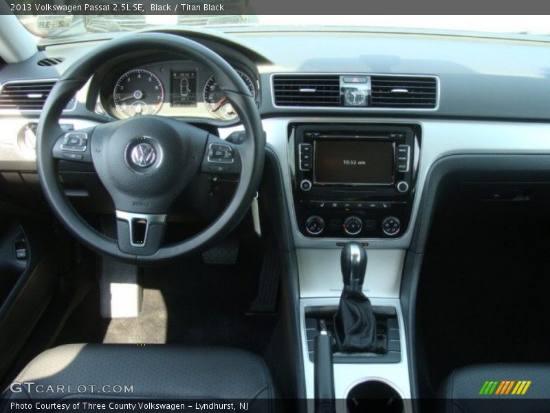 Black / Titan Black 2013 Volkswagen Passat 2.5L SE