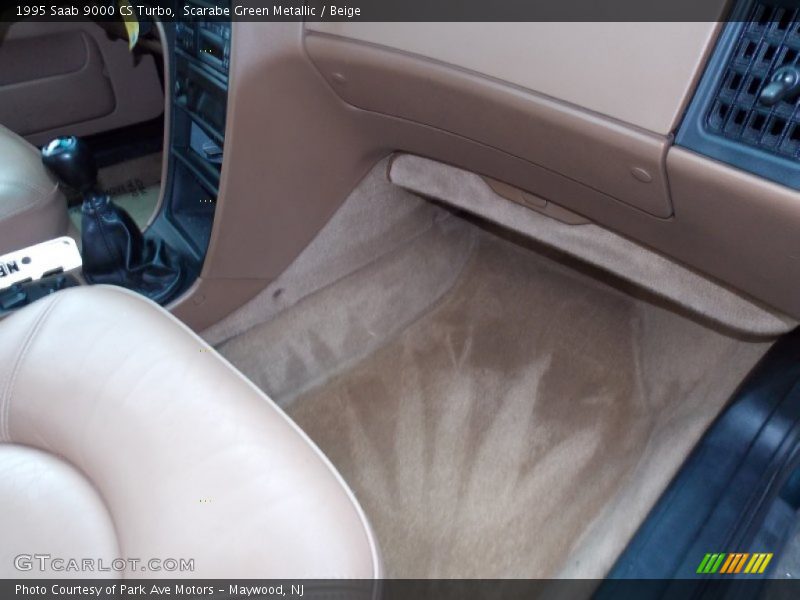 Scarabe Green Metallic / Beige 1995 Saab 9000 CS Turbo