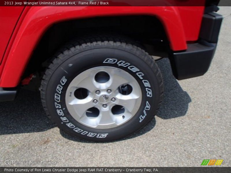 Flame Red / Black 2013 Jeep Wrangler Unlimited Sahara 4x4