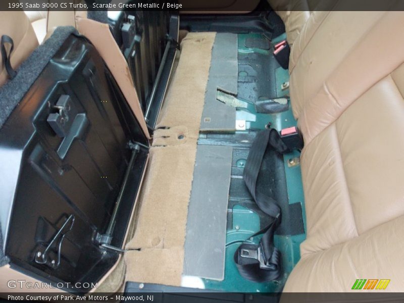 Scarabe Green Metallic / Beige 1995 Saab 9000 CS Turbo