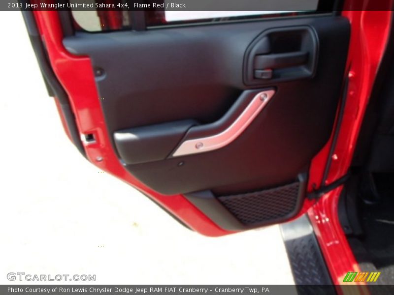 Flame Red / Black 2013 Jeep Wrangler Unlimited Sahara 4x4