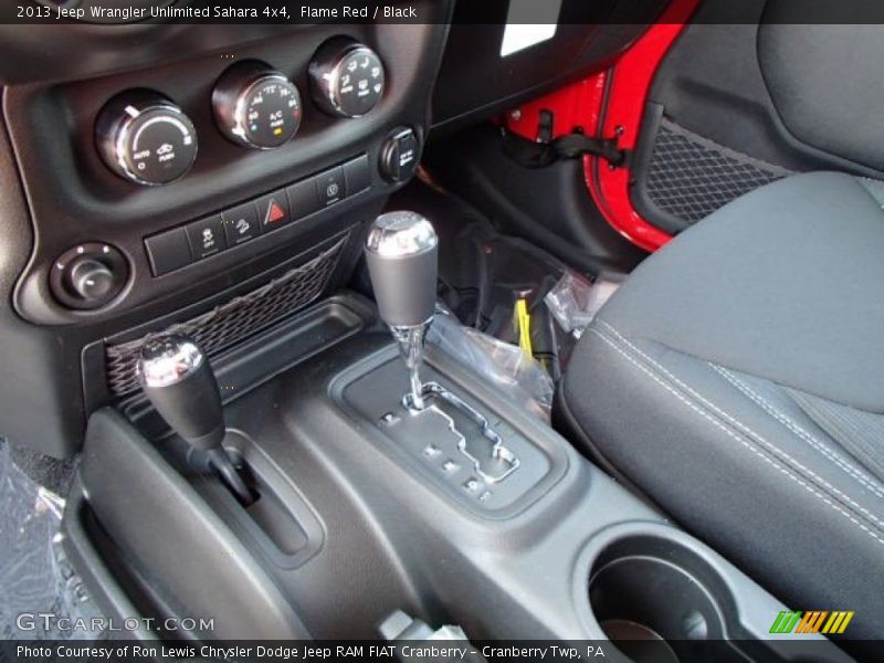 Flame Red / Black 2013 Jeep Wrangler Unlimited Sahara 4x4