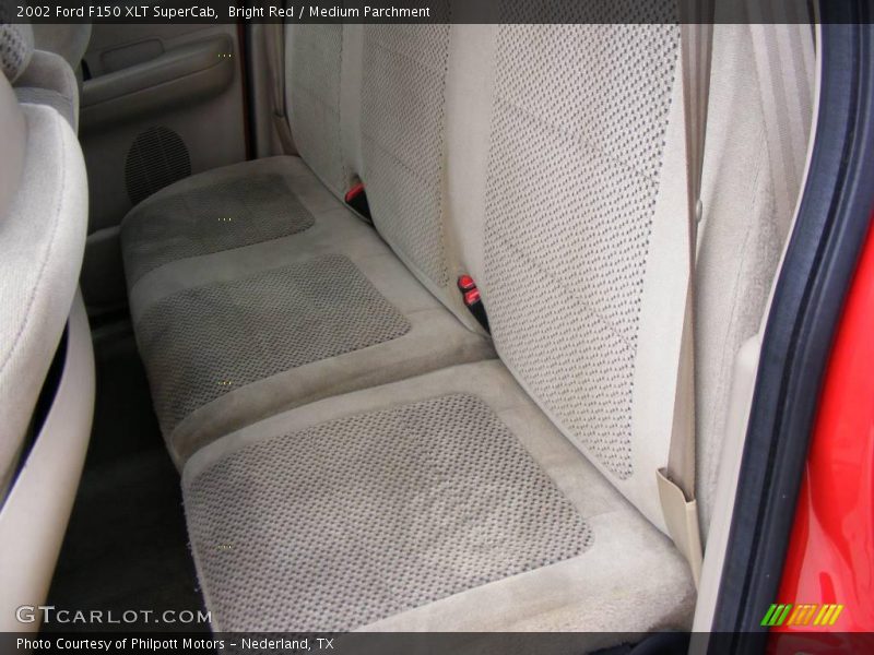 Bright Red / Medium Parchment 2002 Ford F150 XLT SuperCab