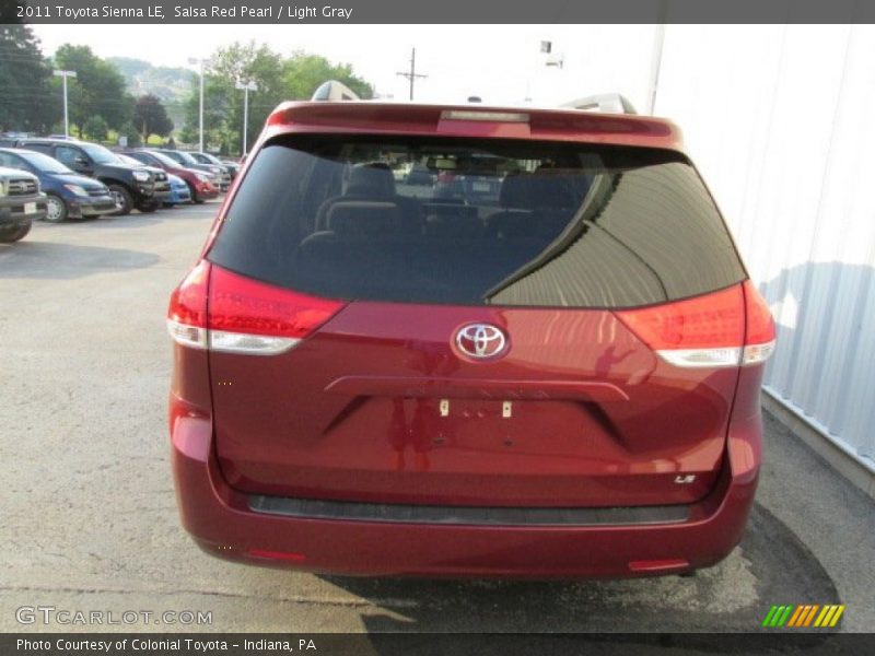 Salsa Red Pearl / Light Gray 2011 Toyota Sienna LE