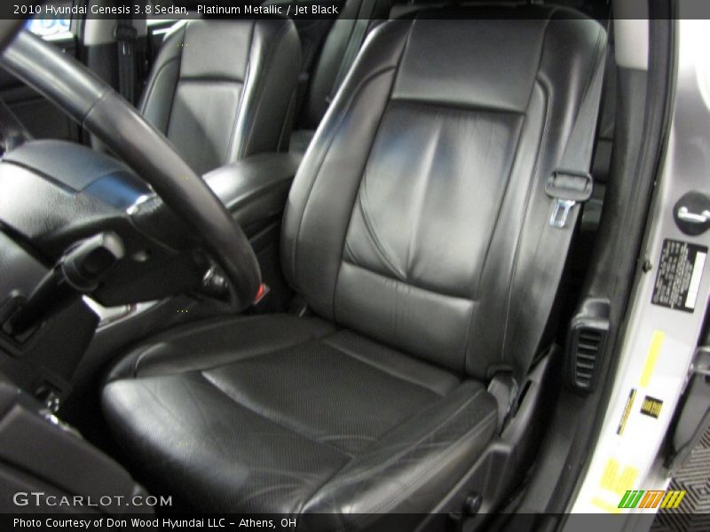 Front Seat of 2010 Genesis 3.8 Sedan