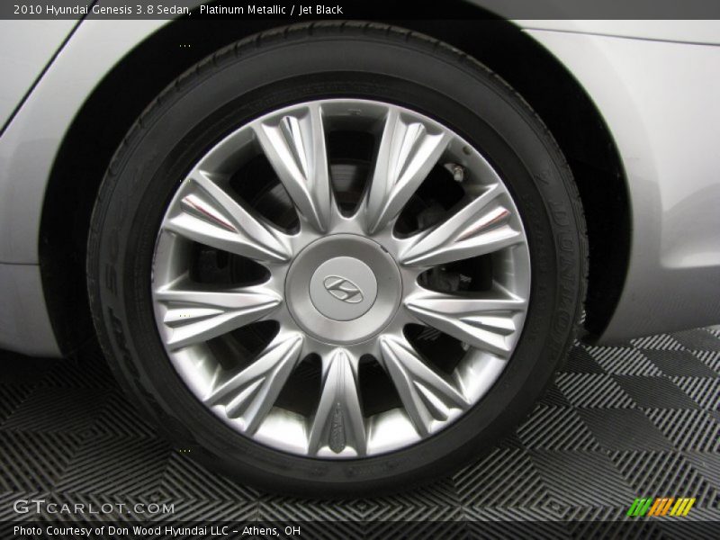  2010 Genesis 3.8 Sedan Wheel