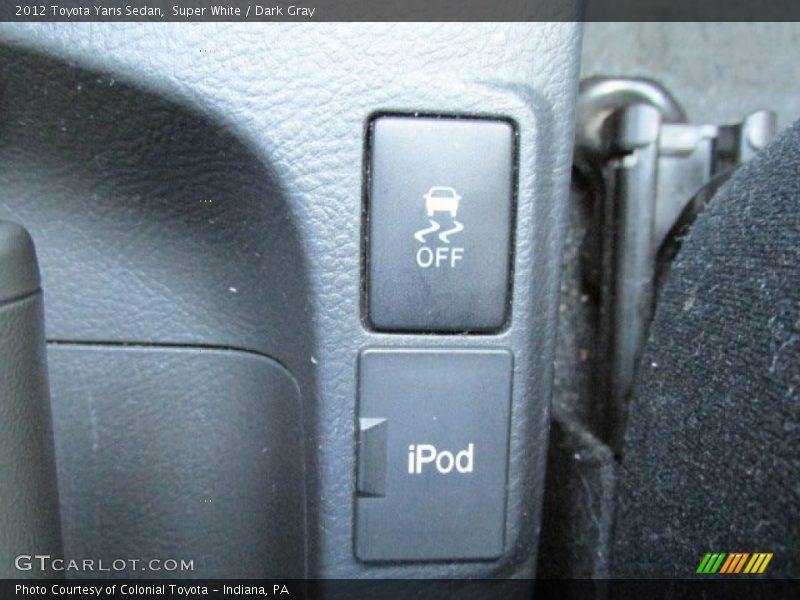 Super White / Dark Gray 2012 Toyota Yaris Sedan