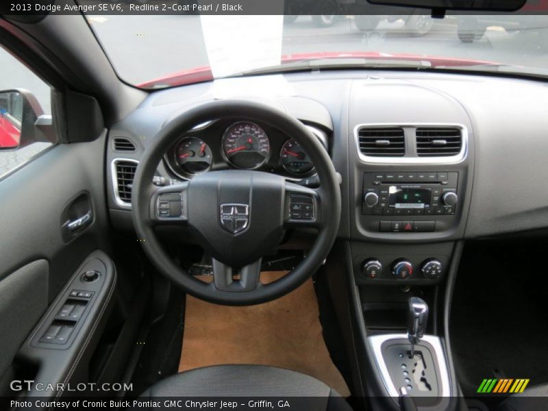 Redline 2-Coat Pearl / Black 2013 Dodge Avenger SE V6