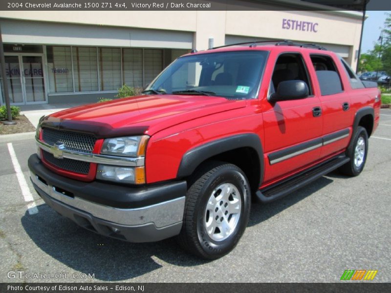 Victory Red / Dark Charcoal 2004 Chevrolet Avalanche 1500 Z71 4x4