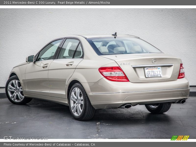 Pearl Beige Metallic / Almond/Mocha 2011 Mercedes-Benz C 300 Luxury